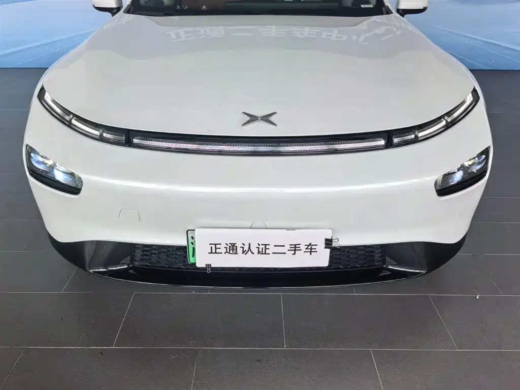 Фото 4 - XPeng P7