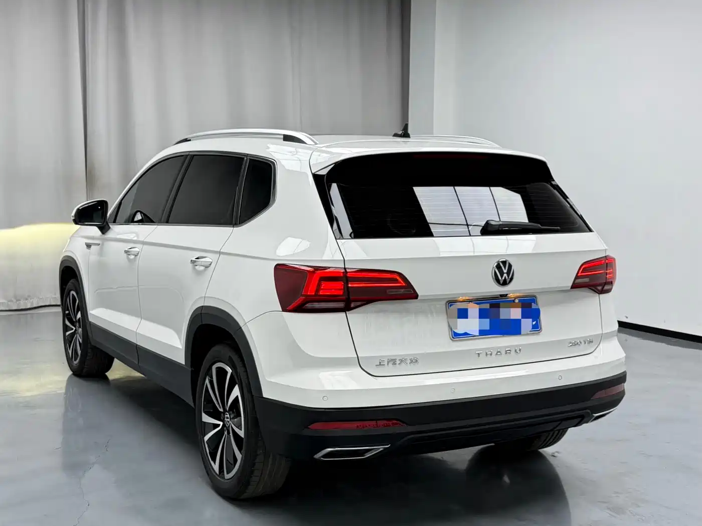 Volkswagen Tharu 2022 280TSI FWD Luxury Edition фото 13