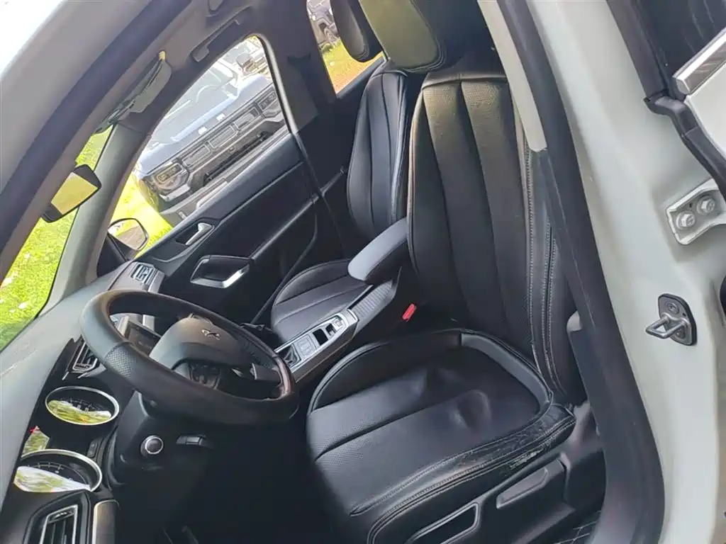 Peugeot 408 2014 1.8L Automatic Luxury Edition фото 15