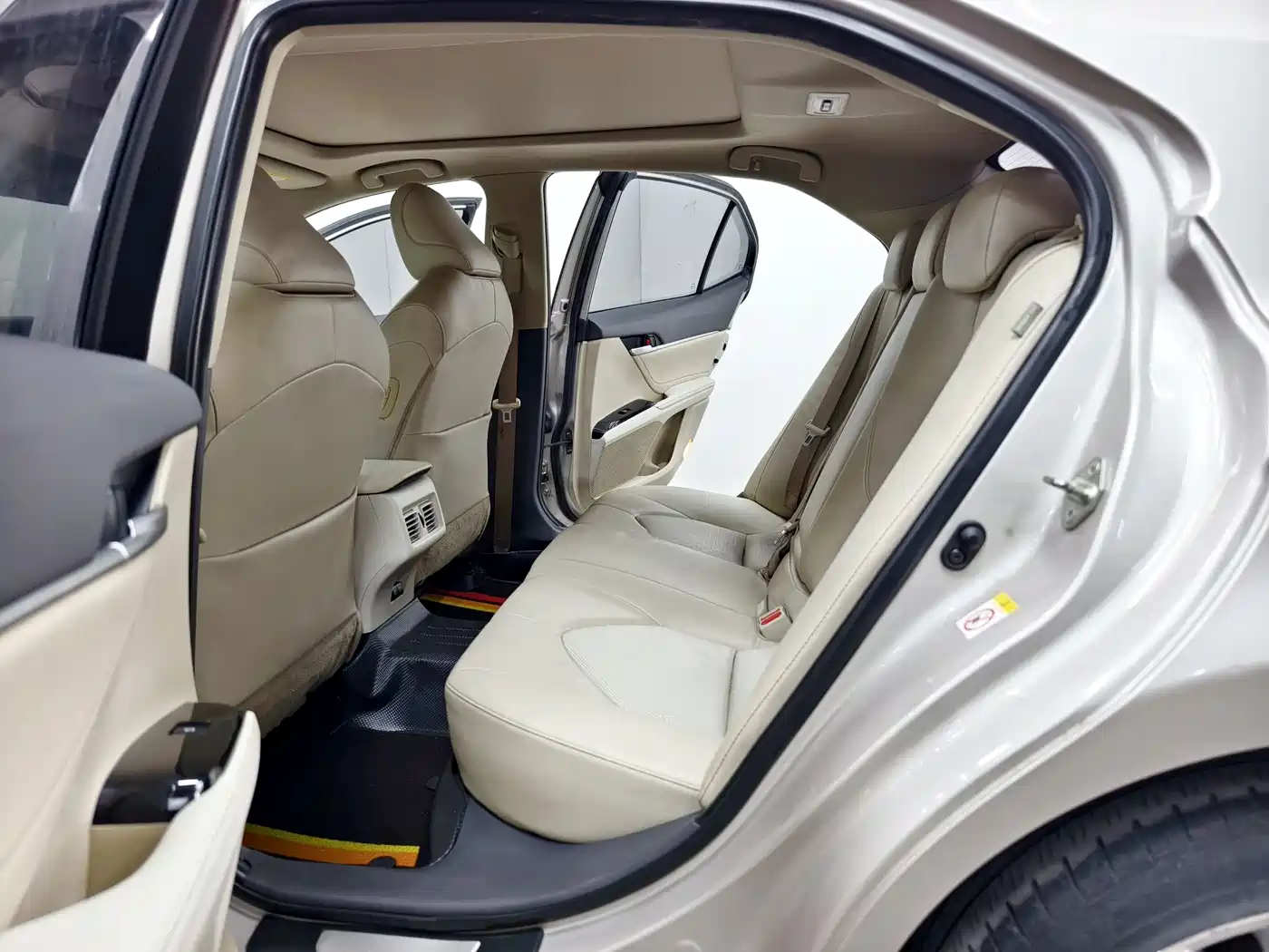 Toyota Camry 2018 2.5G Luxury Edition фото 13