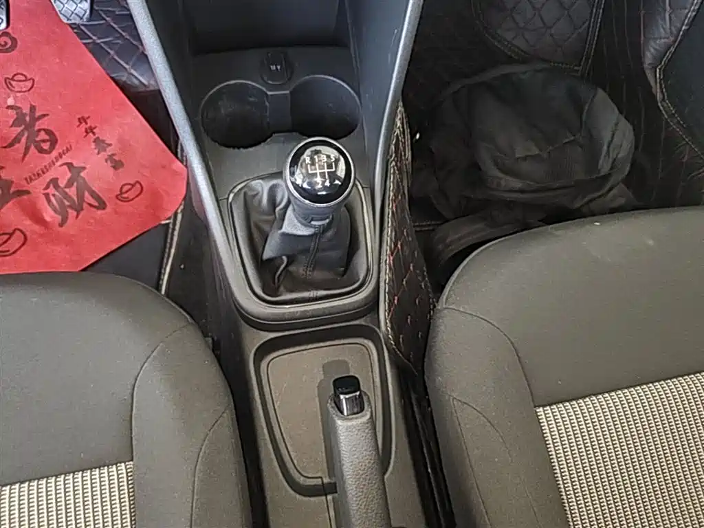 Volkswagen Polo 2016 1.4L Manual Trend фото 10