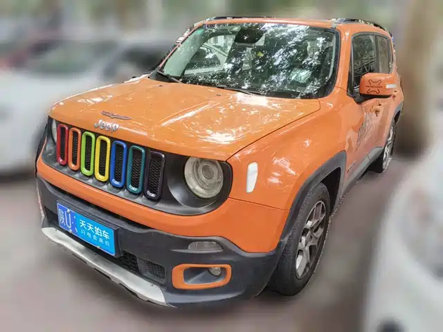 Jeep Renegade 2016 1.4T Automatic Power Edition+ — фото 1