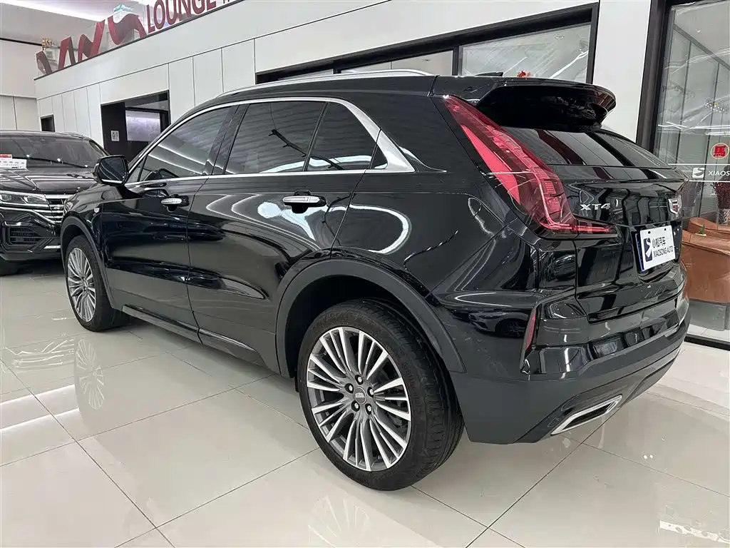 Cadillac XT4 2024 28T 2WD Premium фото 18
