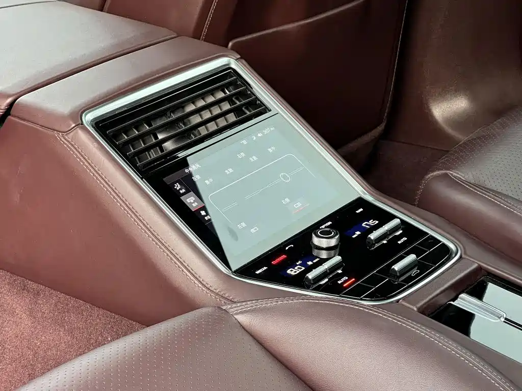 PORSCHE PANAMERA NEW ENERGY