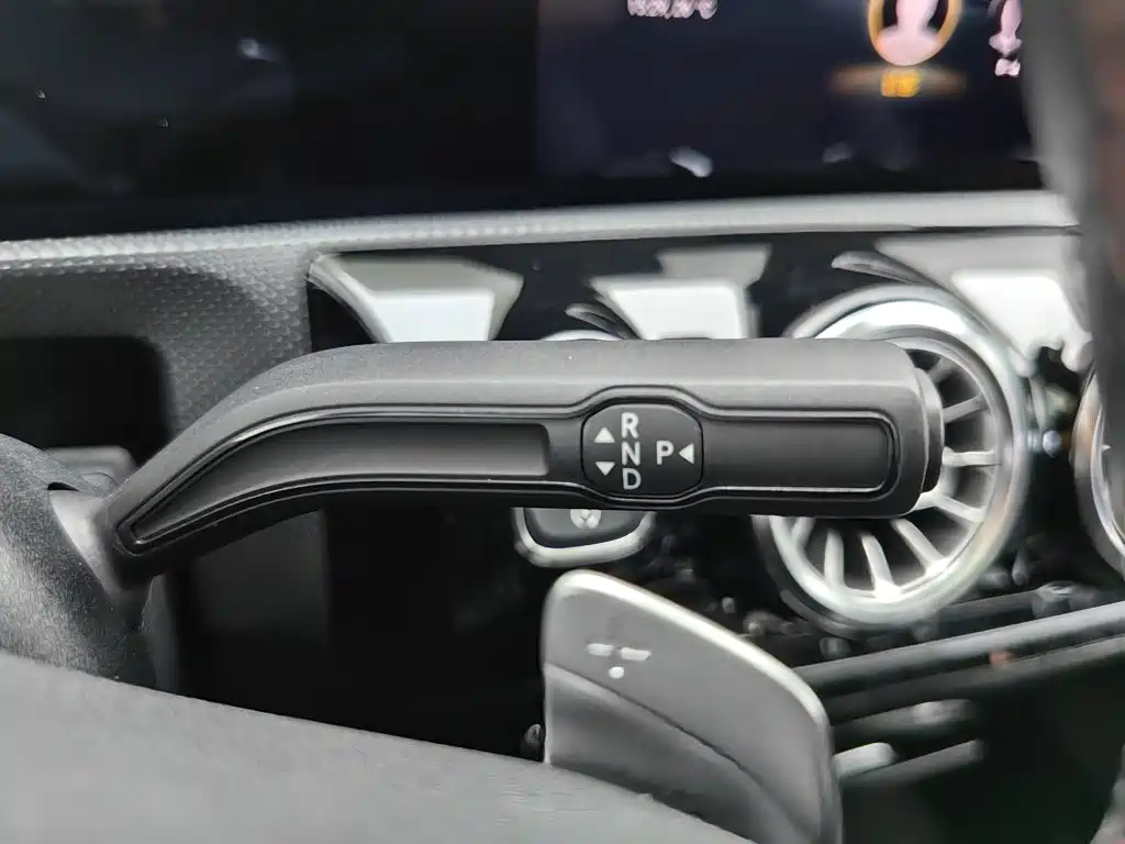 Mercedes-Benz CLA (Import) 2020 2020 CLA 200