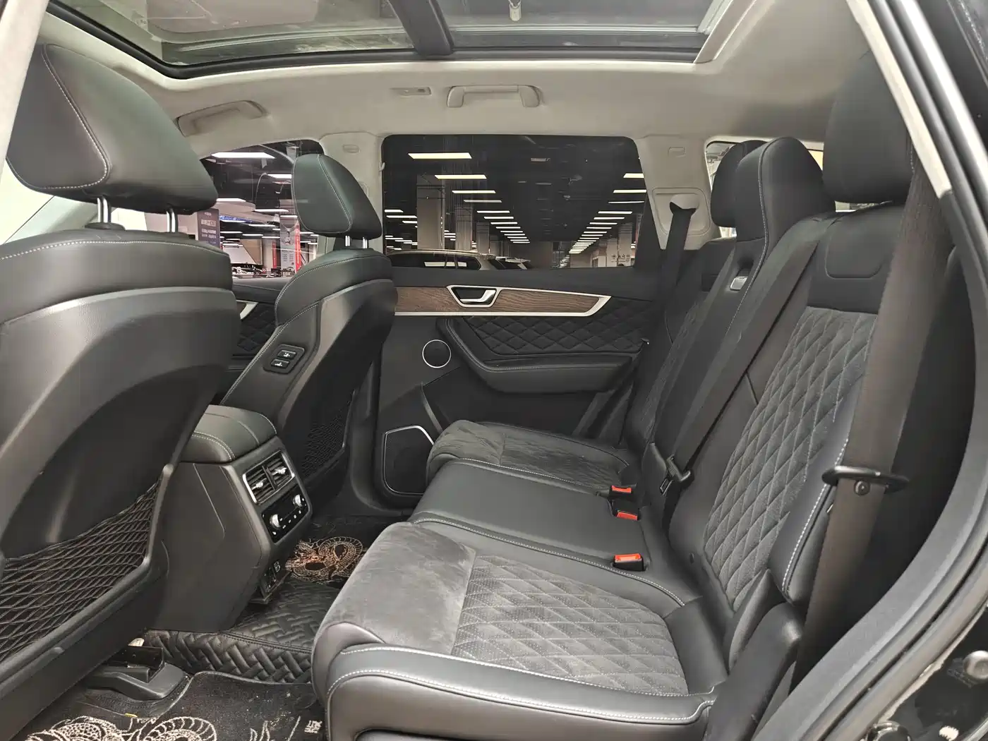 Hongqi HS7 2022 2.0T DCT 2WD ZhiLian QiChang Edition 5-seater фото 6