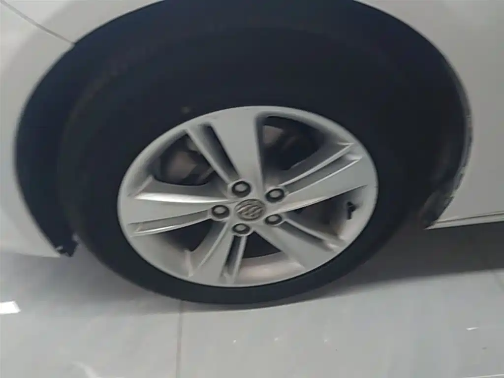 Buick Regal 2019 20T Elite China VI фото 23