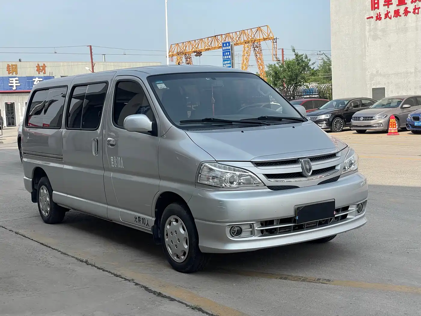 Jinbei Grace 2017 2016 2.2L Classic Luxury Long Wheelbase 10-seater