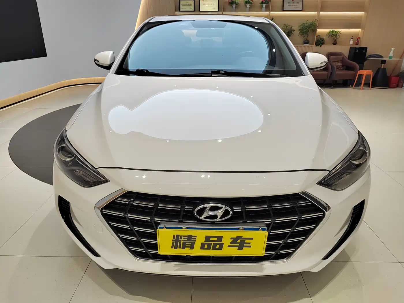 Hyundai Elantra 2020 1.5L CVT Smart Style·Elite фото 2