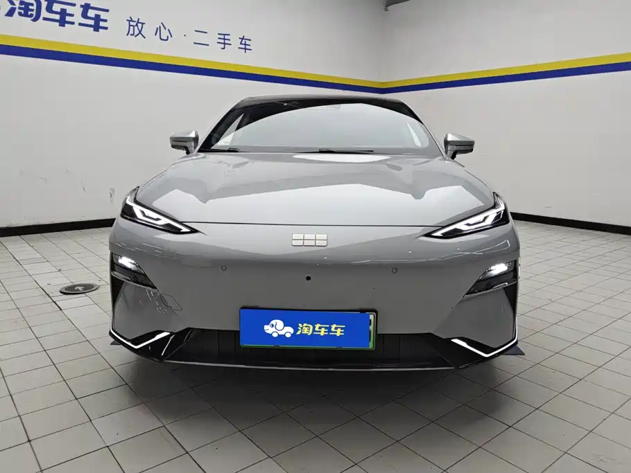 Geely Galaxy Galaxy E8 2025 2025 700km Long Voyage Smart Drive Edition