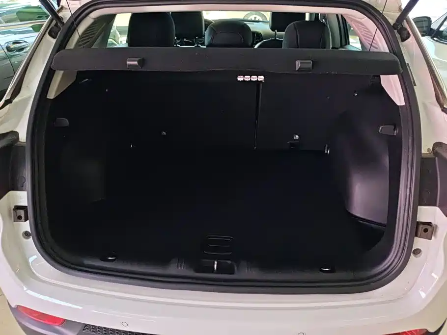 Photo 4 - Jeep Compass