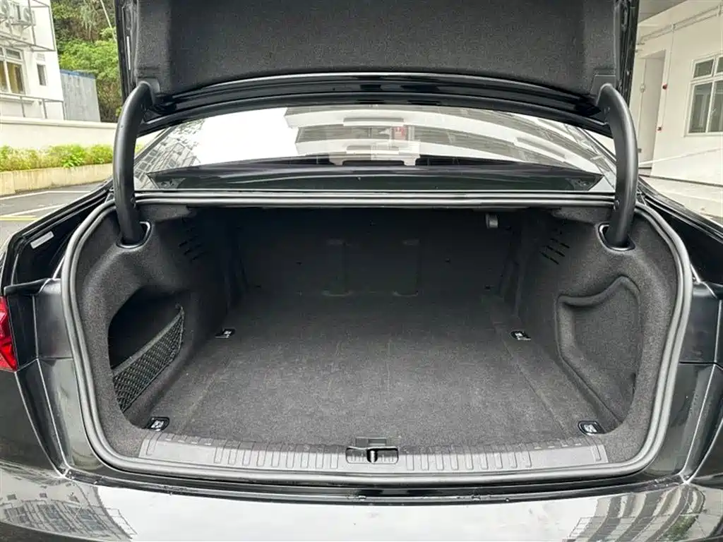Audi A6L 2020 40 TFSI Luxury Dynamic фото 14