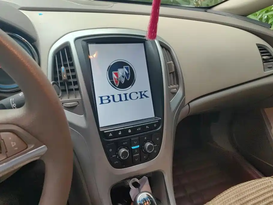 Фото 12 - Buick Excelle
