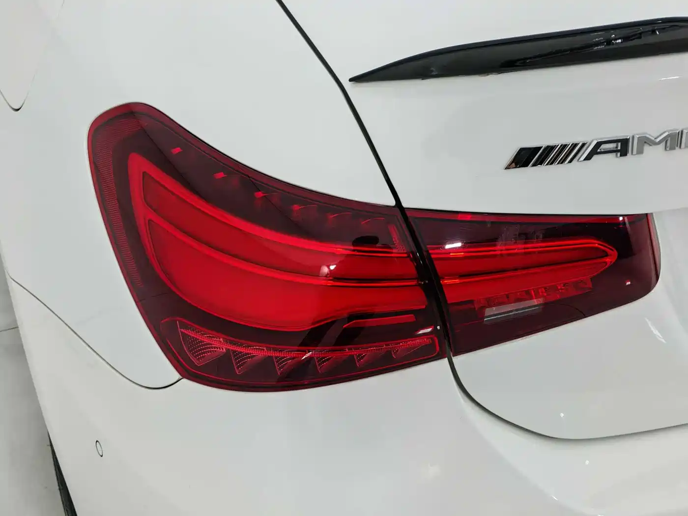 Mercedes-Benz A-Class 2024 A 200 L Fashion Edition фото 13