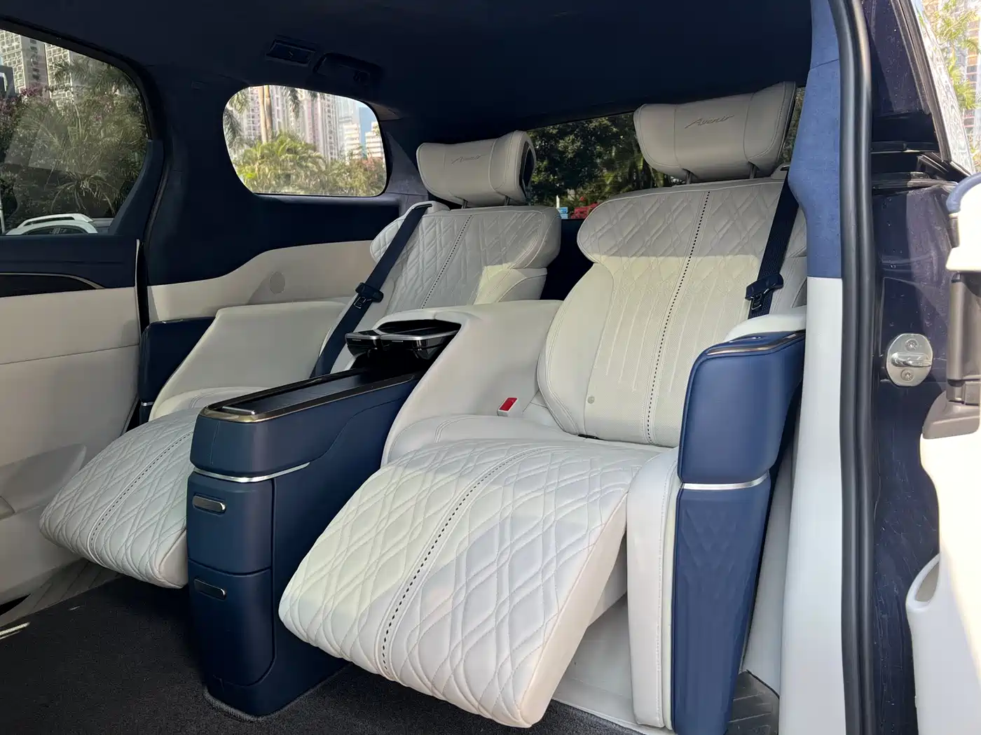 Buick GL8 2021 Avenir Aivia 4-Seater Prestige Edition фото 8