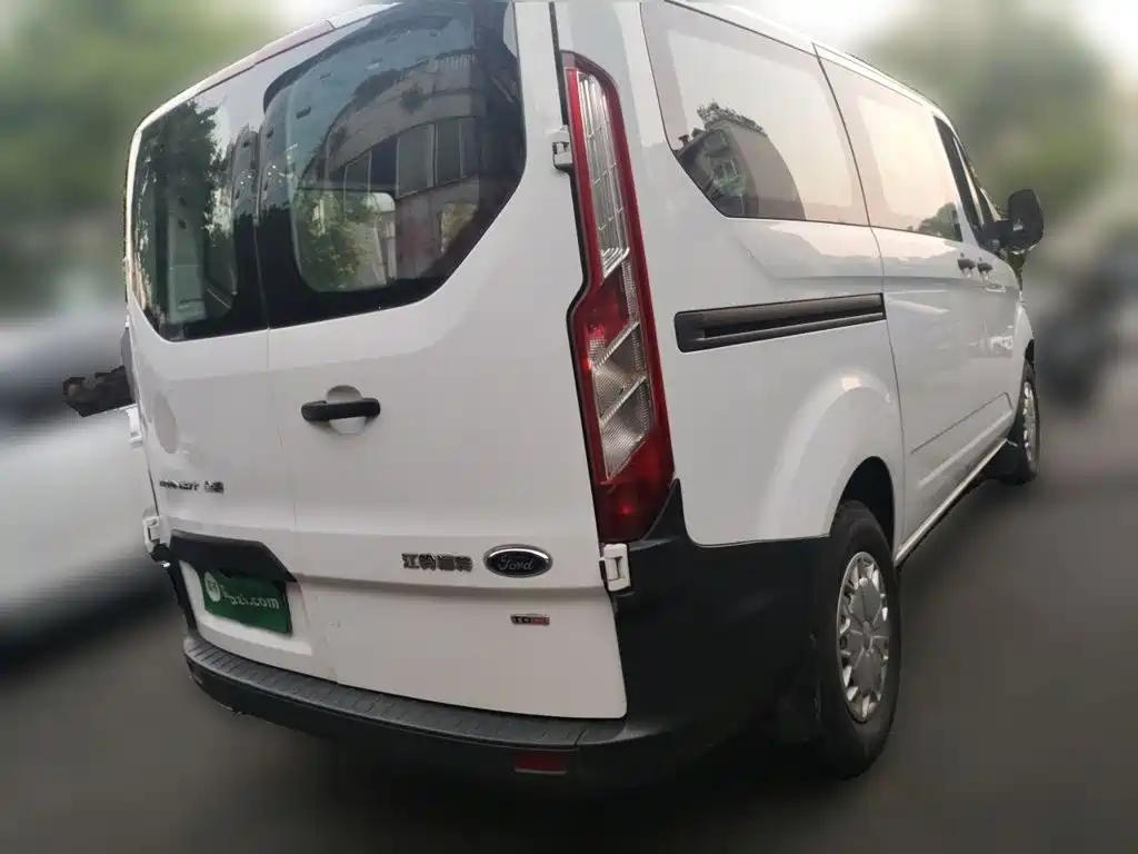 Ford Transit 2017 2017 2.0T Diesel Multi-purpose Commercial Vehicle Short Wheelbase Low Roof China V