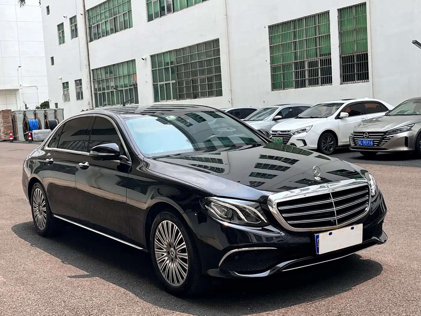 Mercedes-Benz E-Class 2020 E 300 L Fashion фото 4