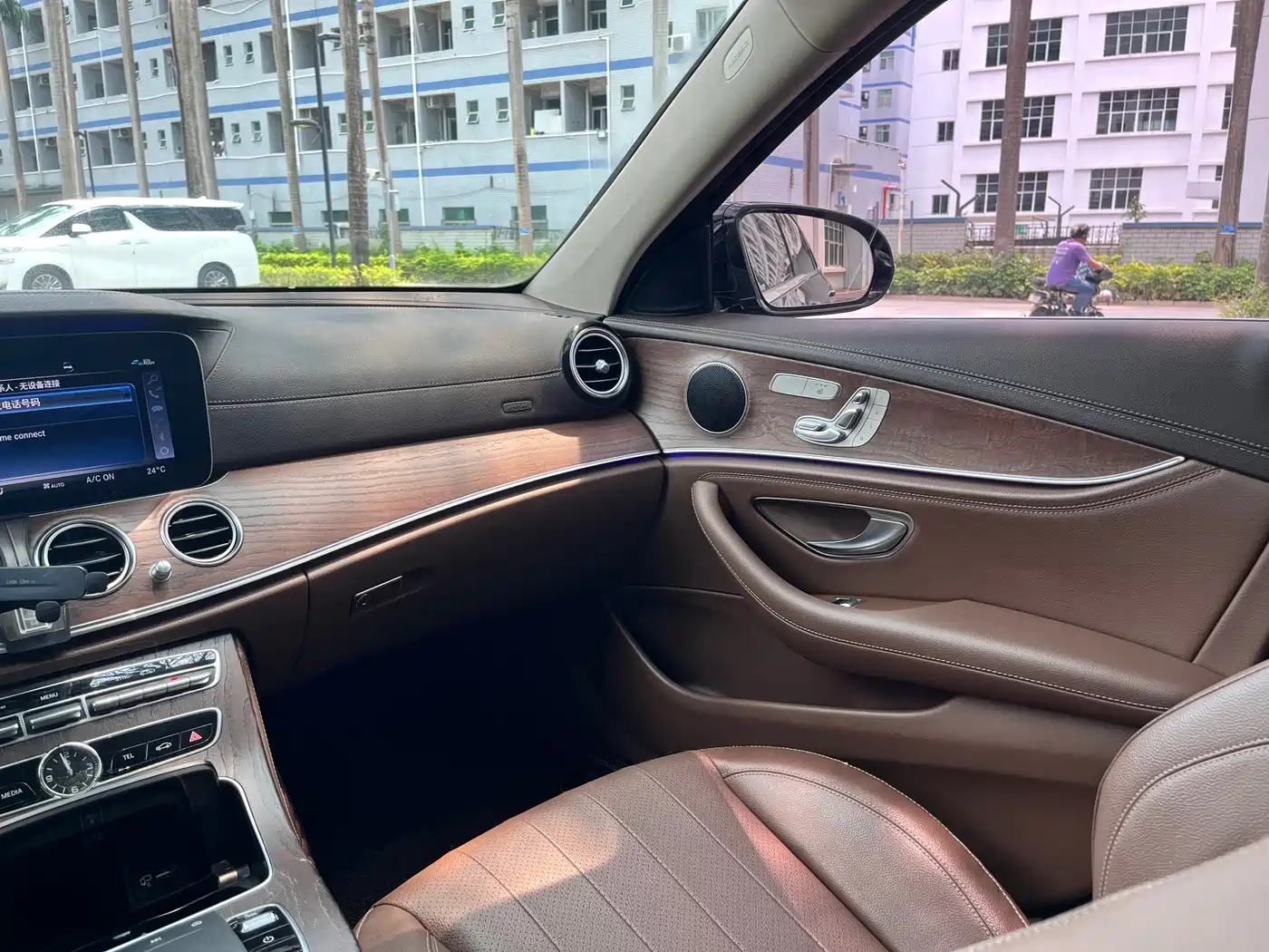 Mercedes-Benz E-Class 2020 E 300 L Fashion фото 14
