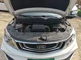 Фото 20 - Geely Vision X3