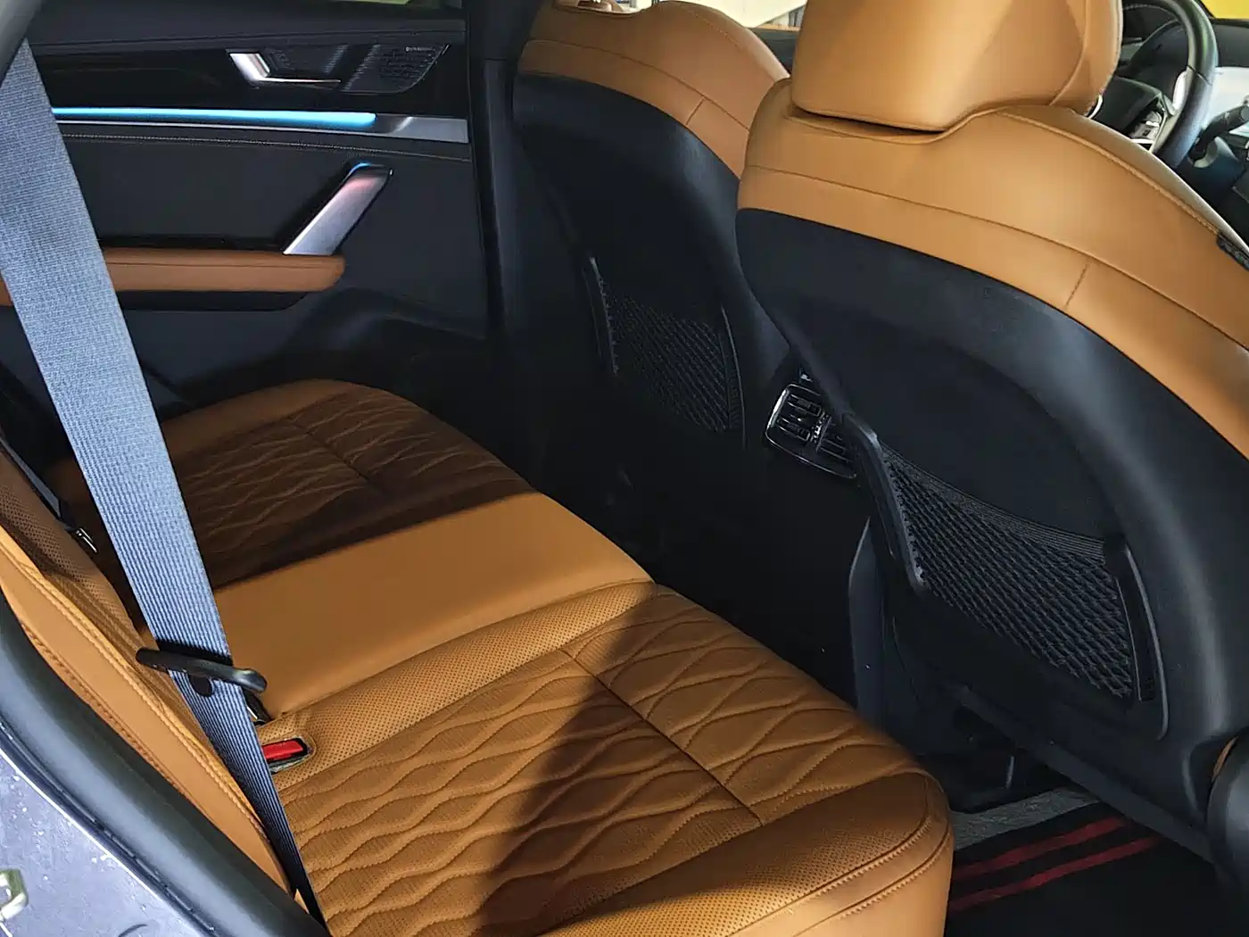 BYD Tang New Energy 2023 Model DM-i Champion Edition 112KM Honor фото 20