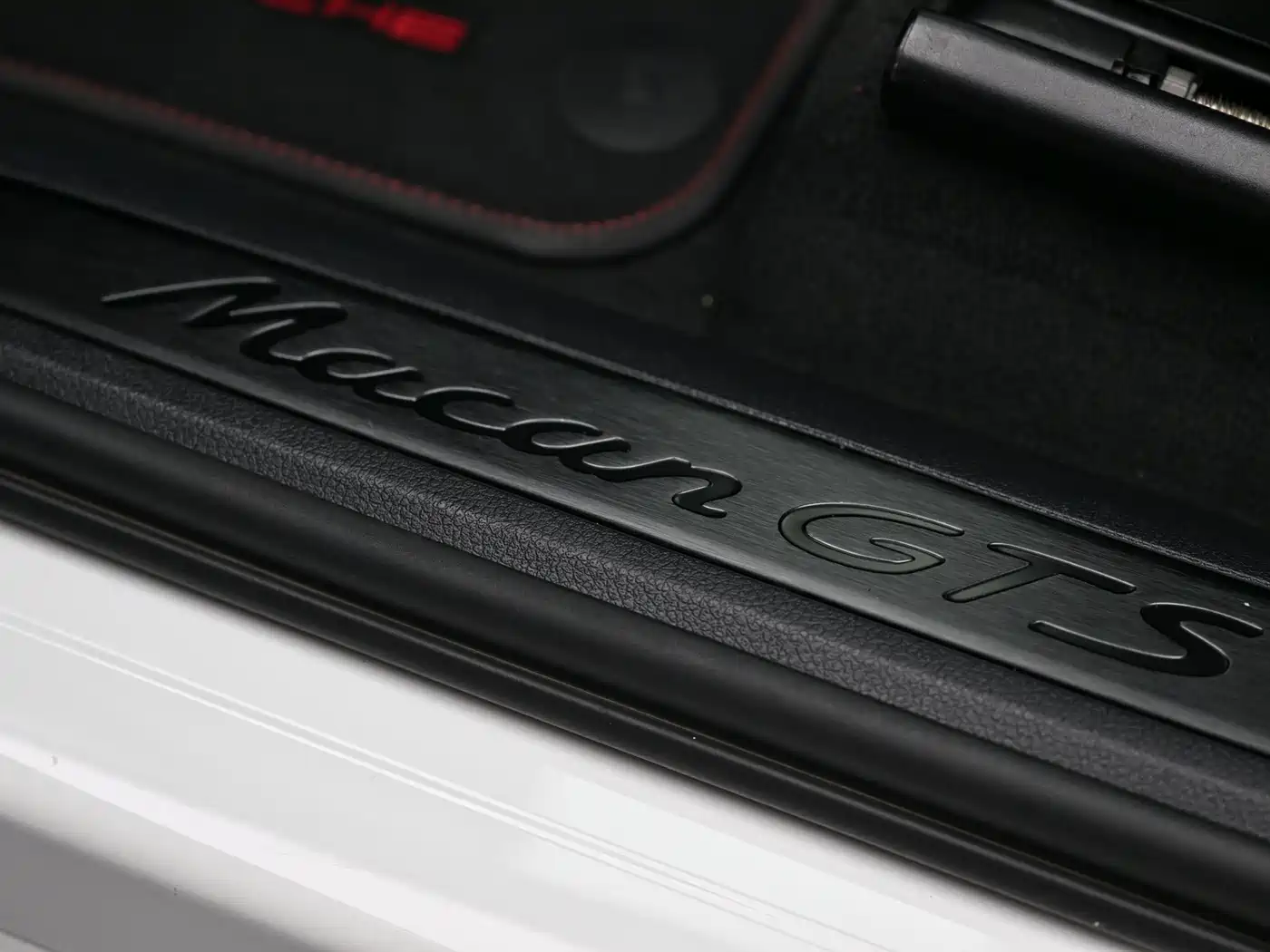 Porsche Macan 2023 Macan GTS 2.9T фото 8