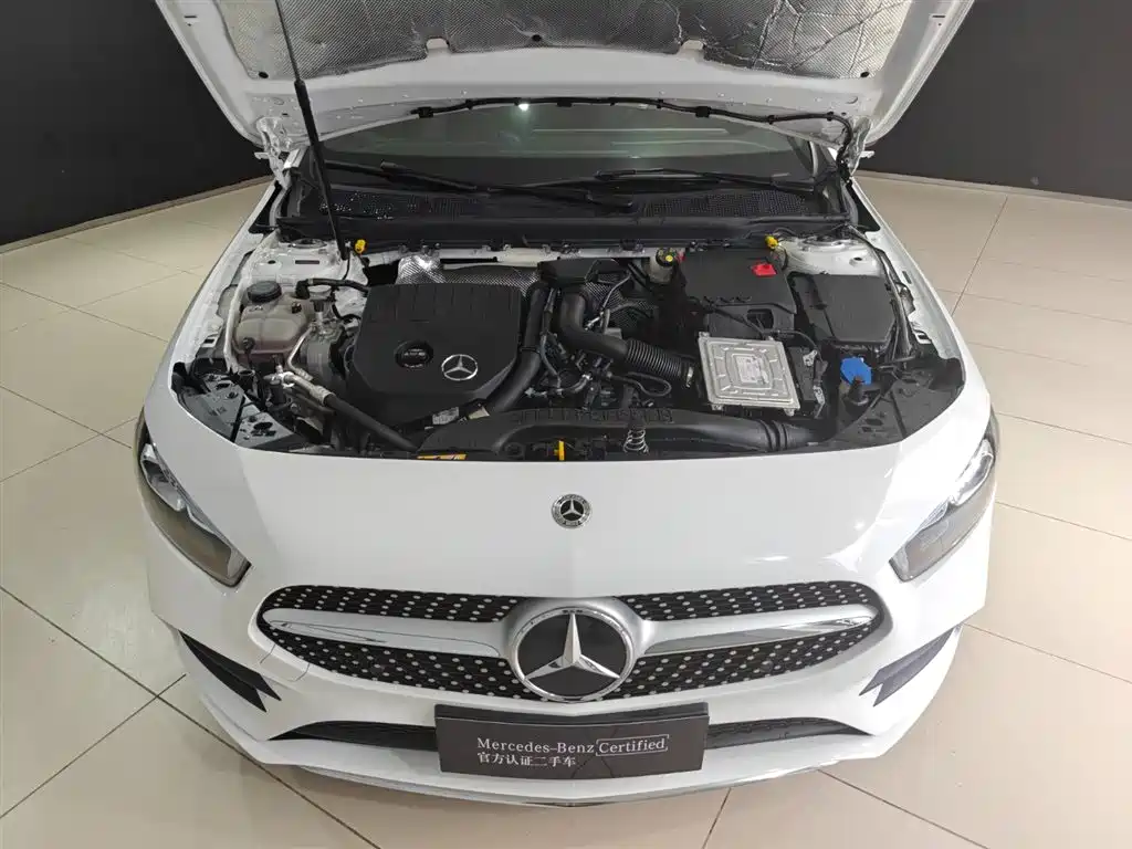 MERCEDES-BENZ A CLASS