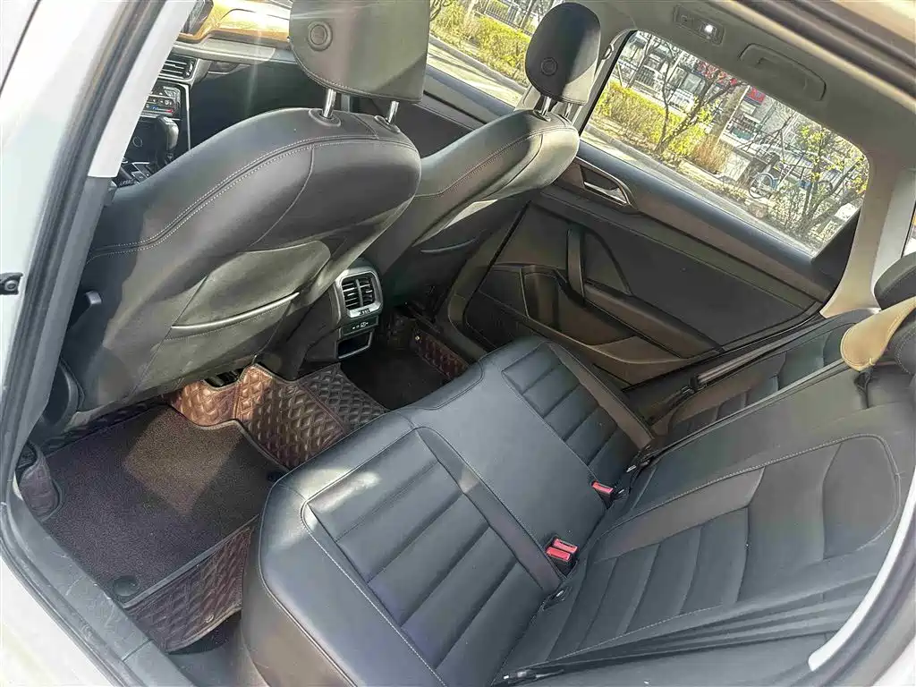 Volkswagen Tharu 2021 280TSI 2WD Luxury Plus фото 6
