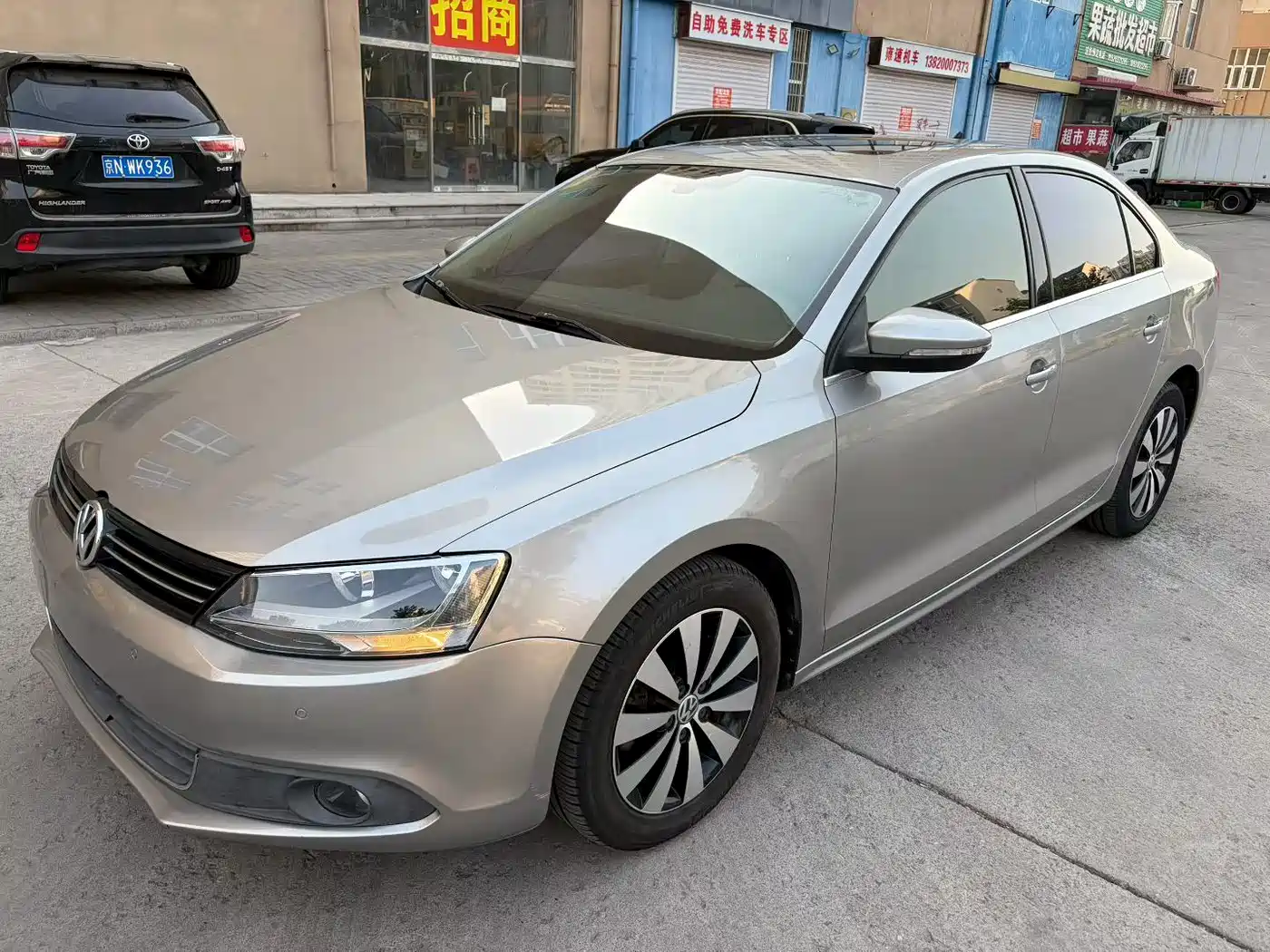 Volkswagen Sagitar 2012 Model 1.4TSI Automatic Flagship