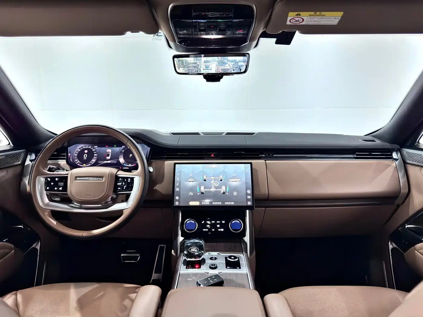 Land Rover Range Rover 2023 3.0 L6 400PS Genesis Extended Version фото 36