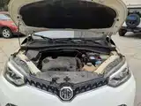 Фото 20 - MG Roewe RX5