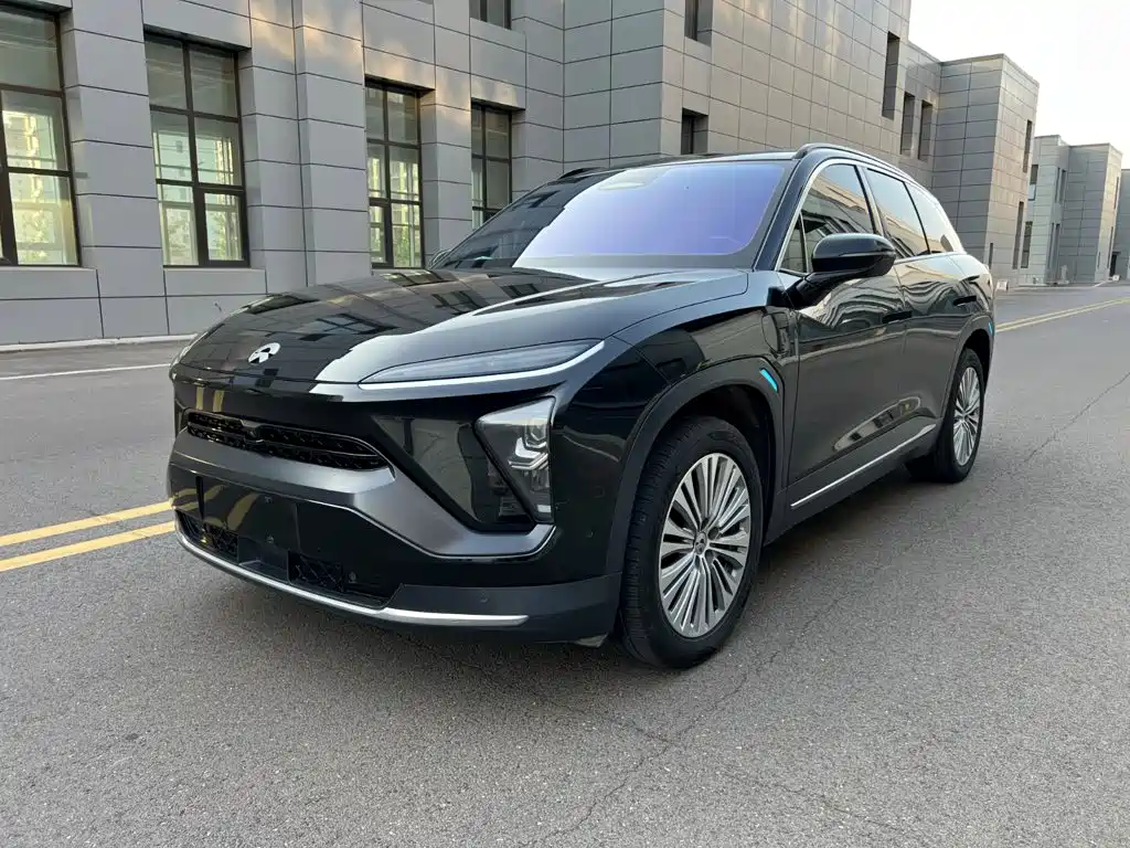 Фото 1 - NIO ES6