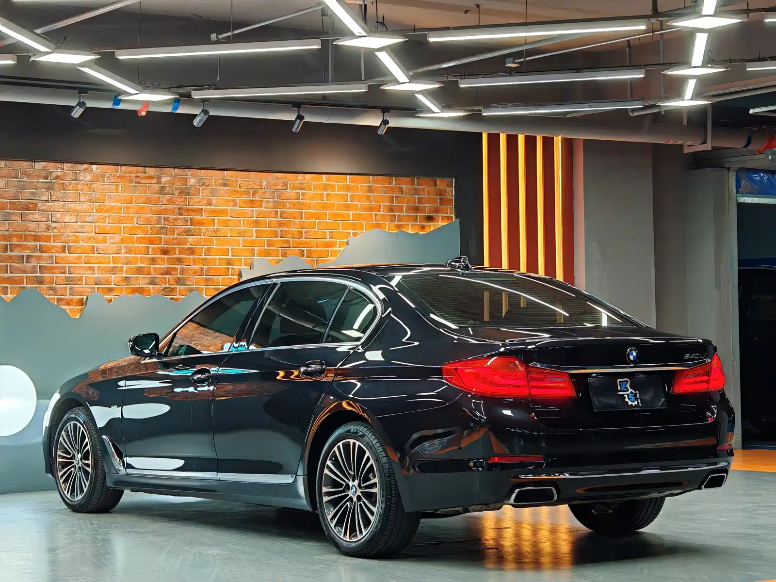 Photo 10 - BMW 5 Series