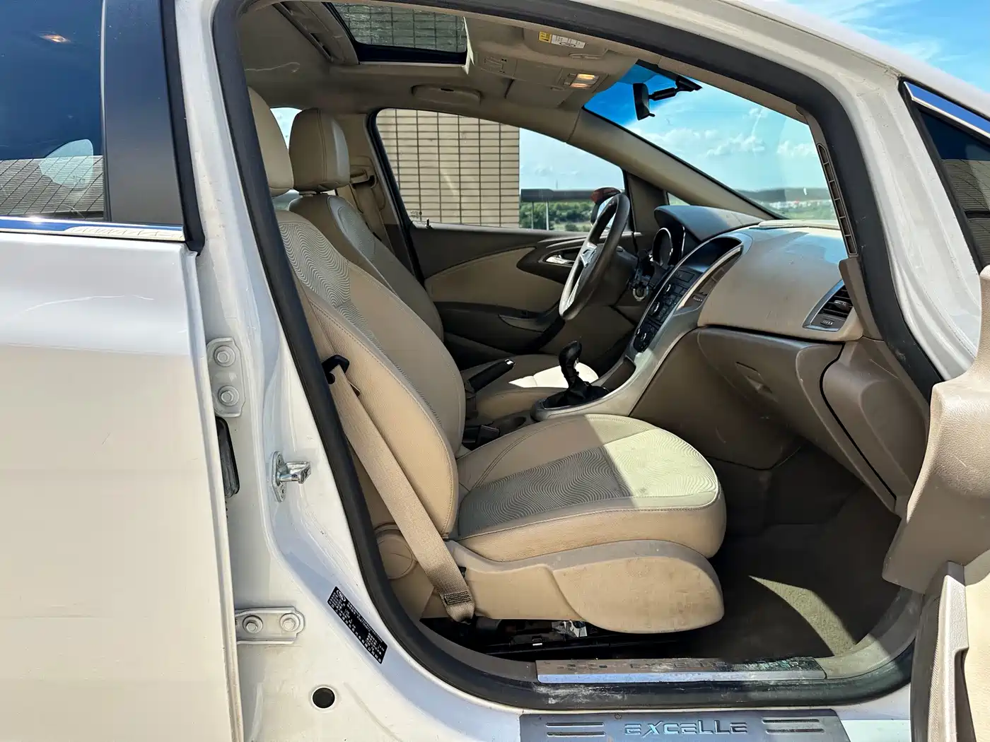 Фото 17 - Buick Excelle