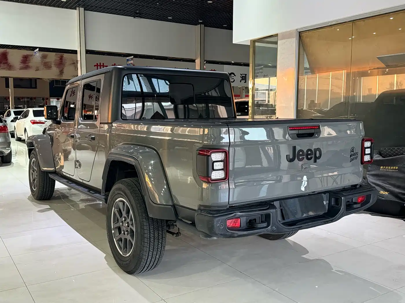 JEEP GLADIATOR