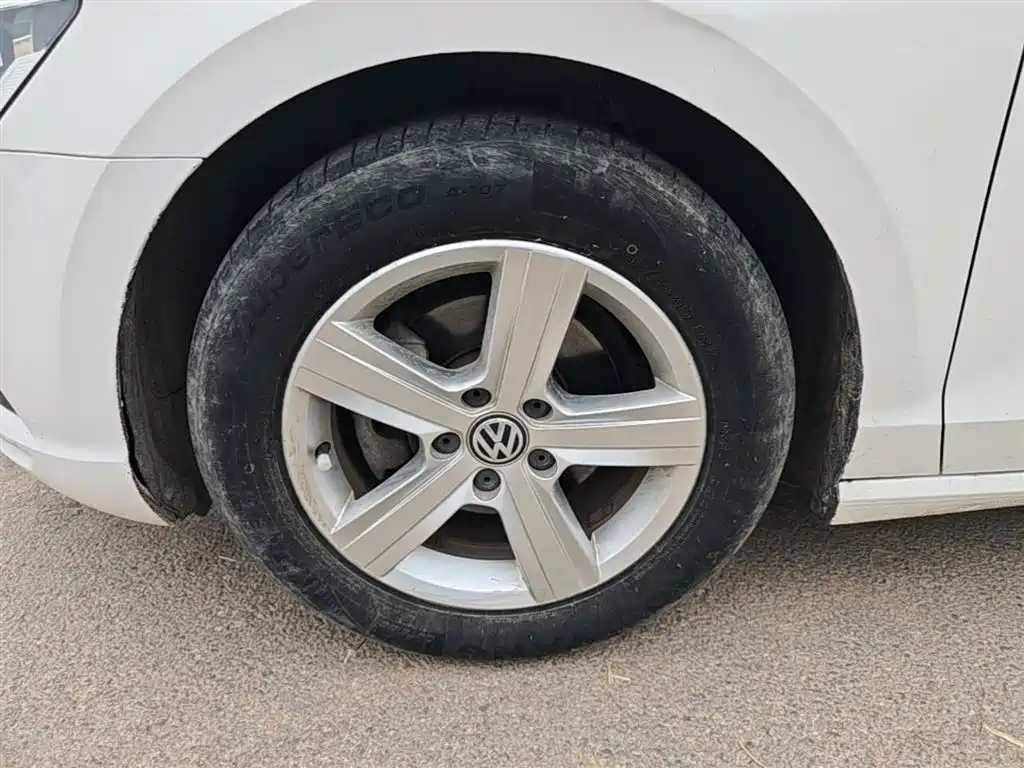Volkswagen Lamando 2018 230TSI DSG Trend Edition фото 23
