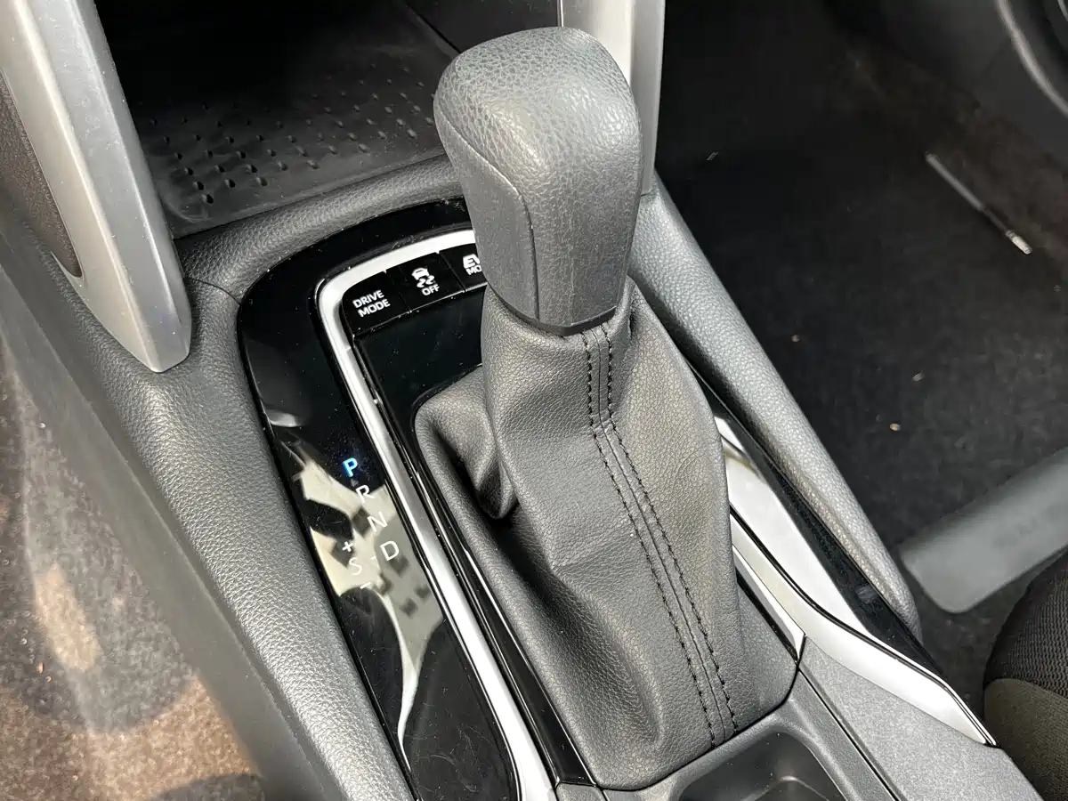 TOYOTA COROLLA SHARP AMPLIFIER
