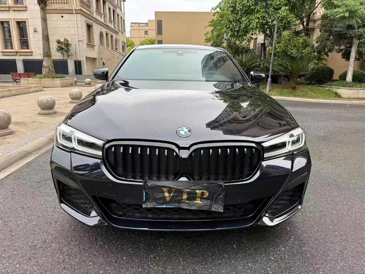 BMW 5 Series 2023 530Li Leading M Sport Package фото 2