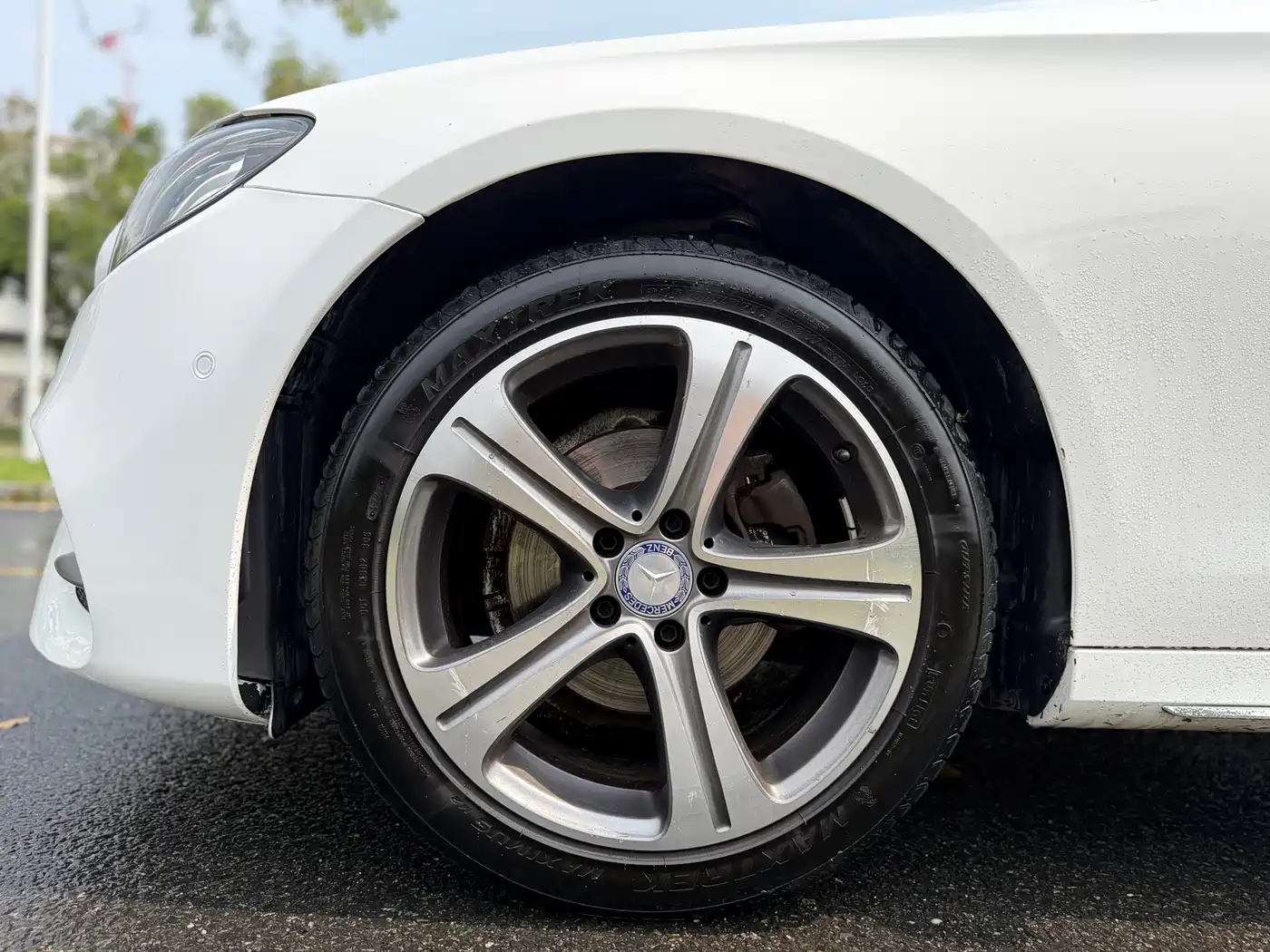 Mercedes-Benz E-Class 2016 E 200 L Sport Type фото 25