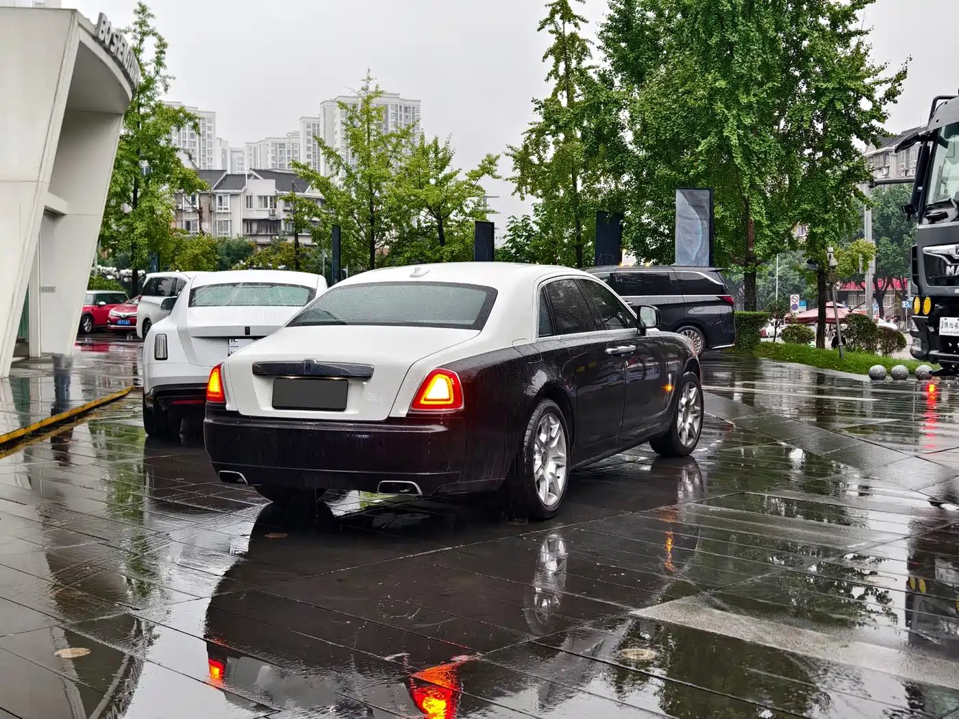Rolls-Royce Ghost 2011 2010 Model 6.6T Standard