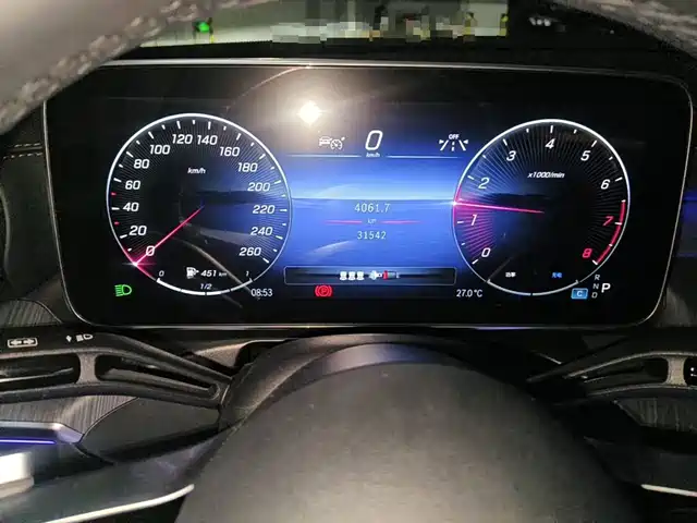 Mercedes-Benz C-Class 2024 C 260 L Sport — фото 4