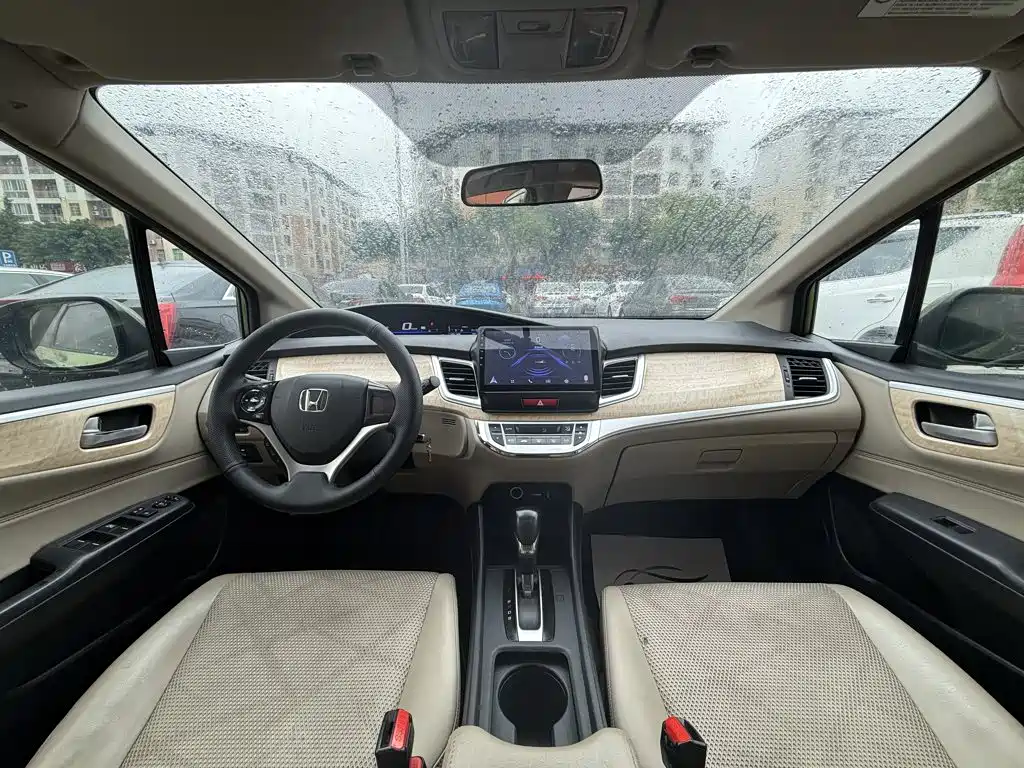 Honda Jade 2014 2013 1.8L Automatic Comfort Edition 5-seater
