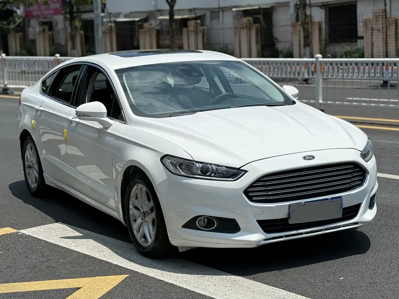 FORD MONDEO