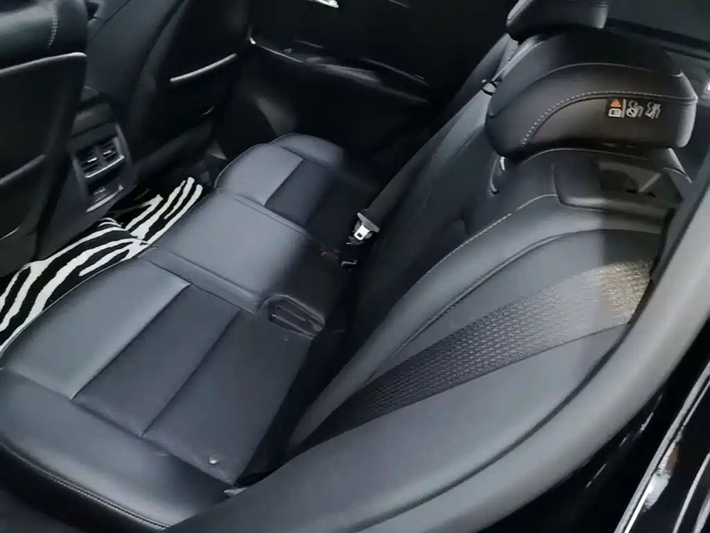 Cadillac XT4 2022 28T FWD Style фото 13