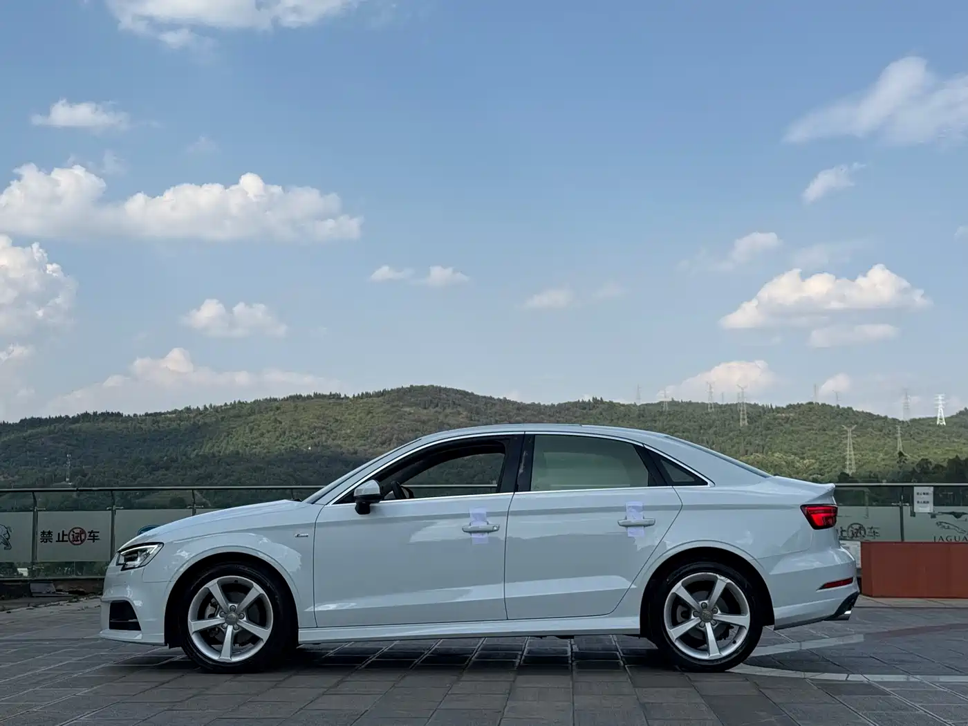 Audi A3 2017 Limousine 35 TFSI Fashion фото 10