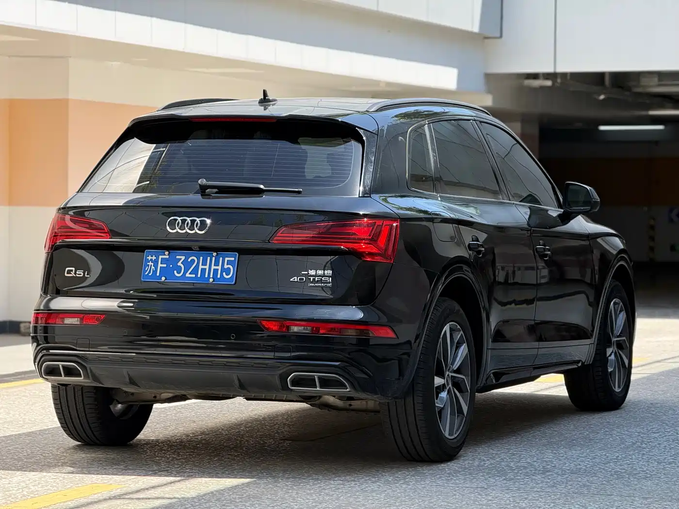 Audi Q5L 2023 40T Luxury Dynamic фото 9
