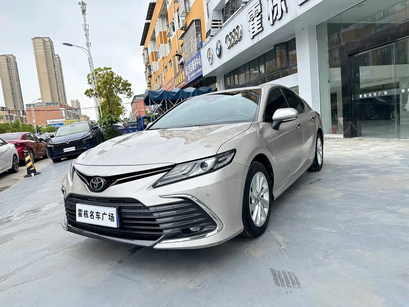 Toyota Camry 2021 2.0G Luxury Edition