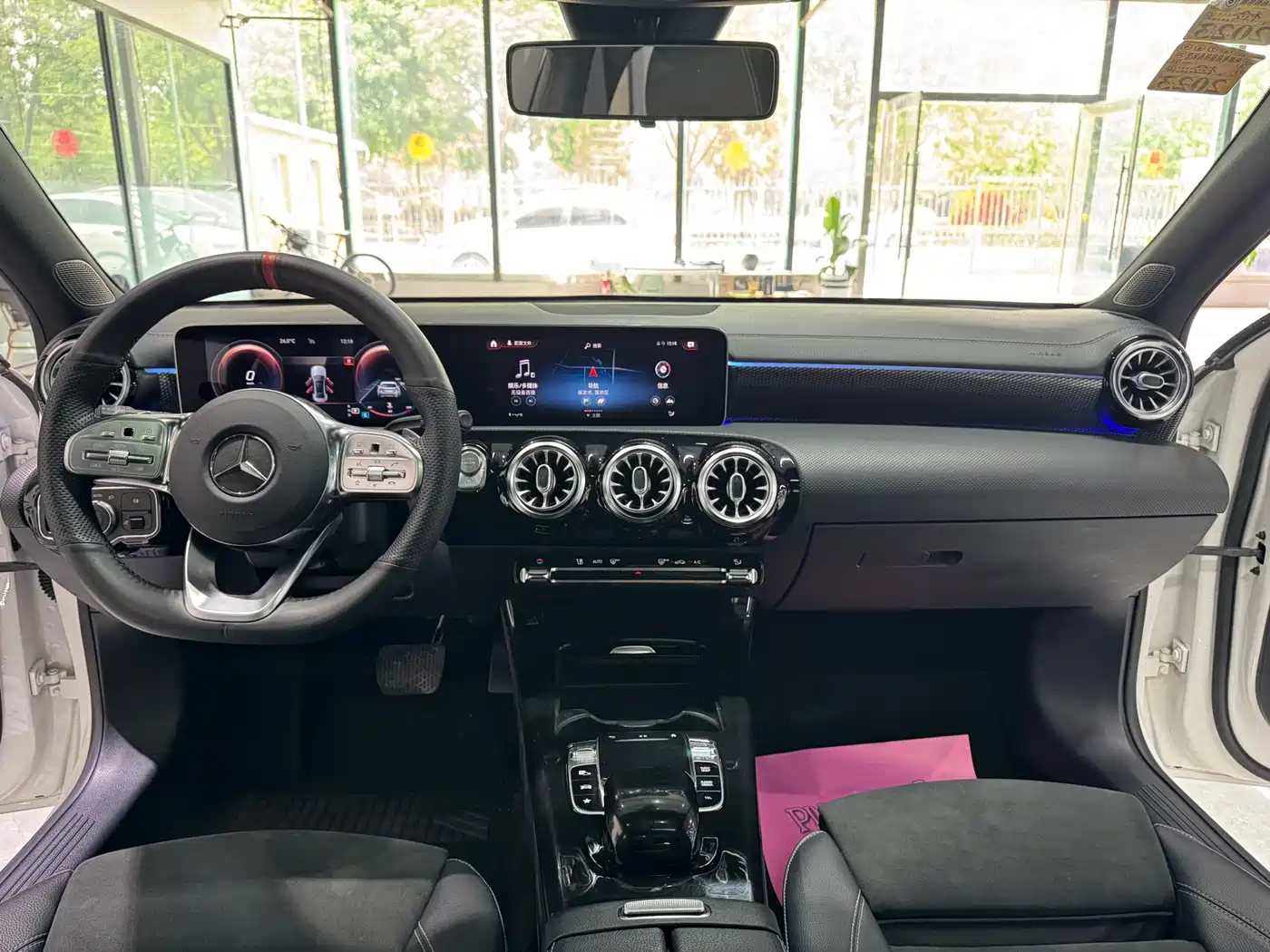 Mercedes-Benz A-Class 2020 A 200 L Sport Sedan фото 9