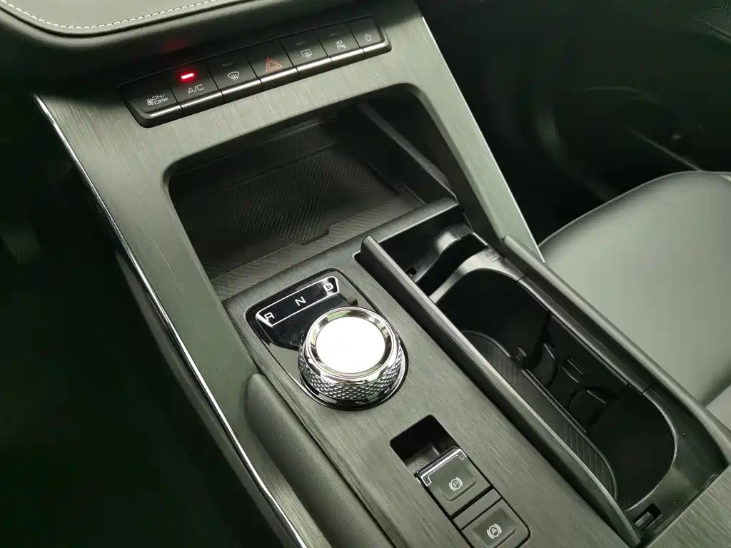 Фото 13 - Haval H6