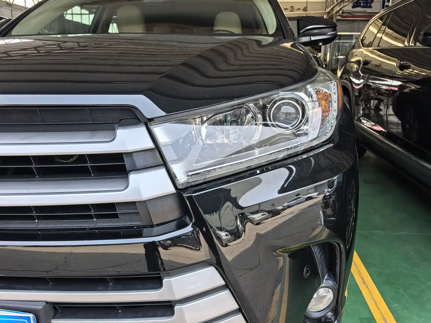 Toyota Highlander 2018 2.0T 4WD Elite 7-seater China VI фото 17