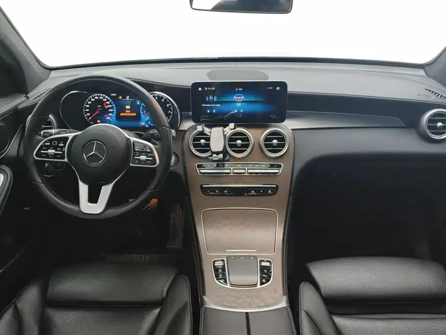 Mercedes-Benz GLC 2020 GLC 260 L 4MATIC Luxury фото 13